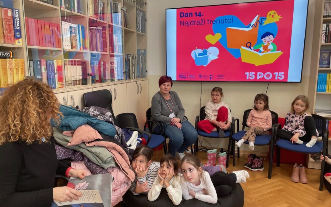 Gimnazija čita Cipelićima iz DV Sisak Stari